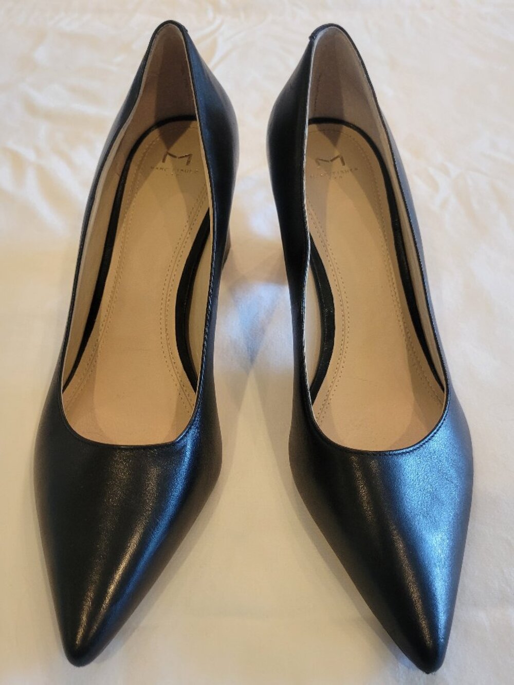 Marc Fisher LTD Black Leather Pointed Toe Block Heel Pumps Leather Sole Size 9M